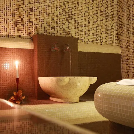 Zara Hotel 4*