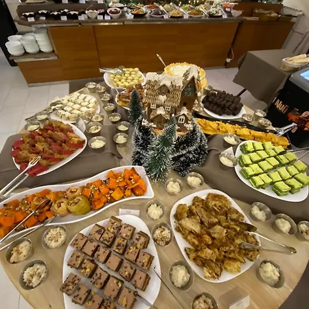 Zara Hotel 4*