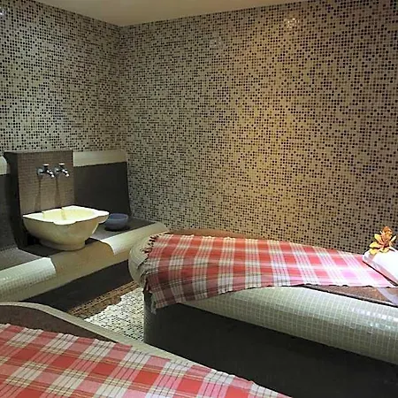 Hotel Zara 4*
