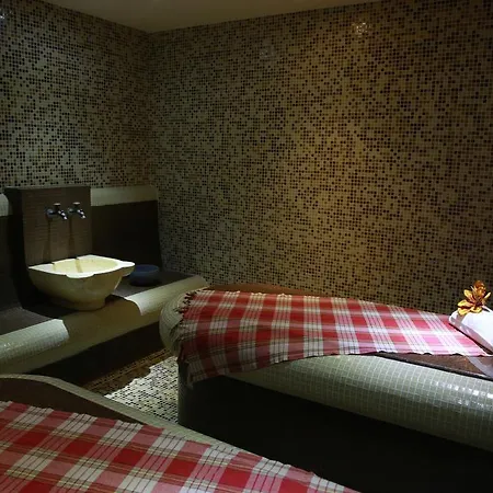 Hotel Zara 4*